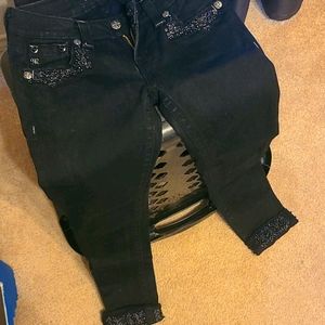 Capris
